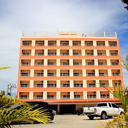P.A. Ville Hotel Nakhon Sawan Exteriér fotografie