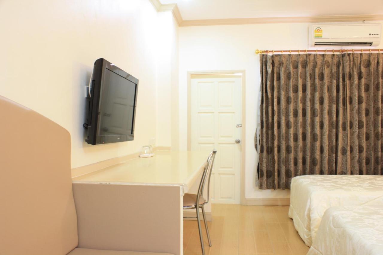 P.A. Ville Hotel Nakhon Sawan Exteriér fotografie